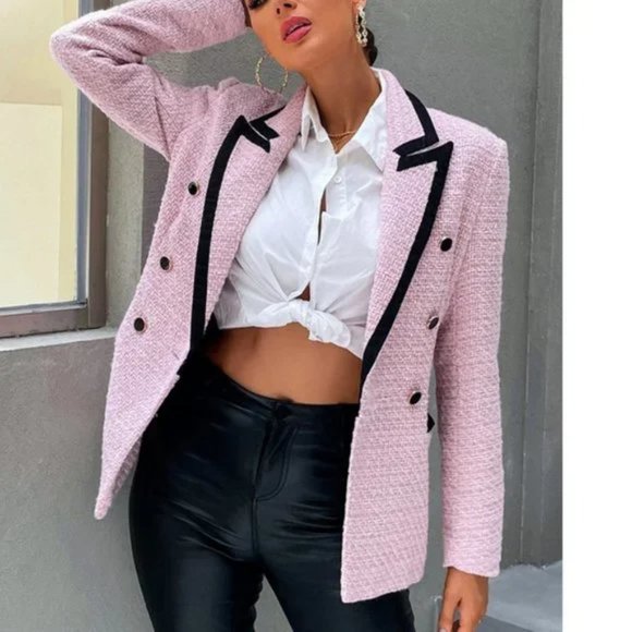 stunning classic Pink tweed double breasted blazer with black trim - Picture 5 of 14